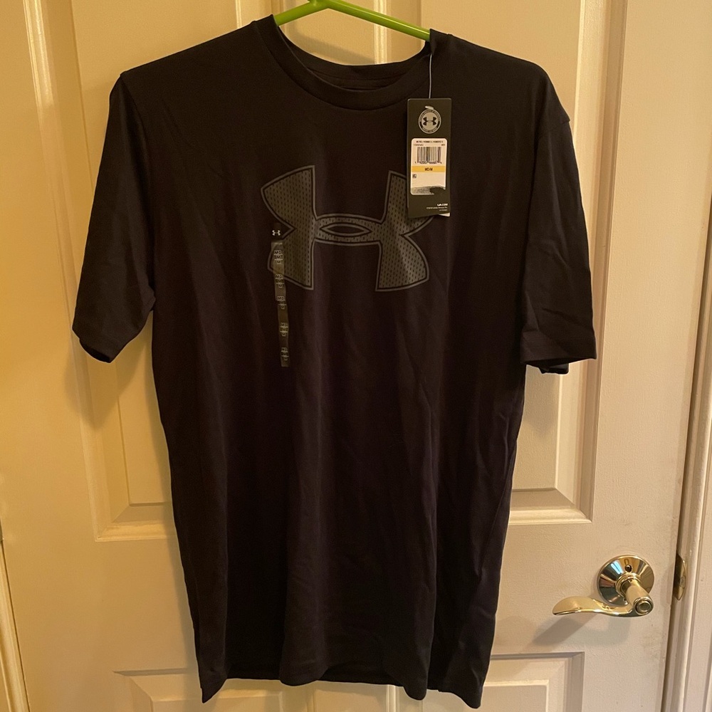 NWT Under Armour Heatgear - Medium Loose - Gray